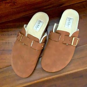 Nicole Miller Slippers New